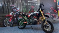 Motor ini dibekali mesin berkapasitas 150cc SOHC. Pool/Wahana Makmur Sejati.