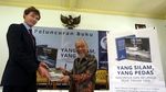 Buku Benda Bersejarah Indonesia dan Belanda