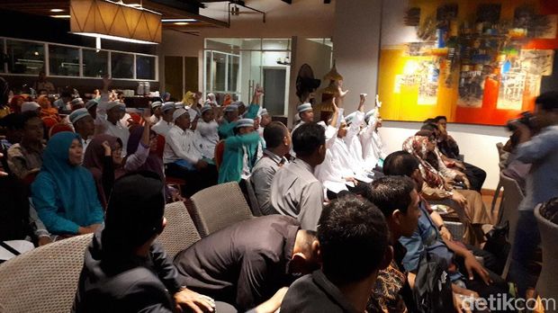 Para calon guru agama yang akan mengajar di daerah tertinggal, terdepan, dan terluar (3T)