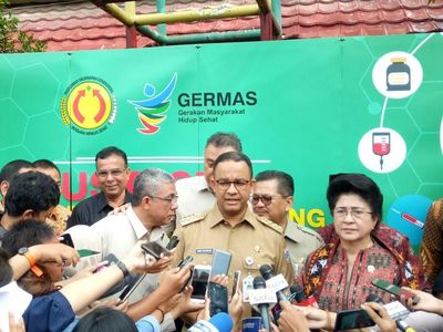Foto: Anies dan Menkes Sosialisasikan Vaksin Difteri