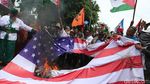 Demo di Kedubes AS, Foto Trump dan Bendera AS Dibakar