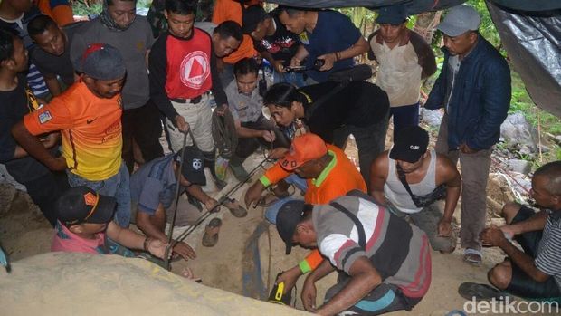 Penggalian harta karun di Jember/