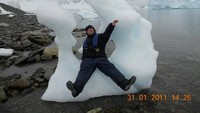 Diumurnya yang ke-39, dia telah berhasil keliling 7 benua, 50 negara bagian di Amerika Serikat bahkan dia juga ke Lingkaran Arktik (Tony the Traveler/ Facebook)