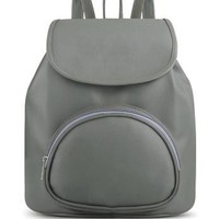 Ransel juga bisa ditemukan di situs Zalora. Femme Backpack dari Lumiere Bag ini dapat Anda miliki dengan Rp 99 ribu dari harga Rp 169 ribu.