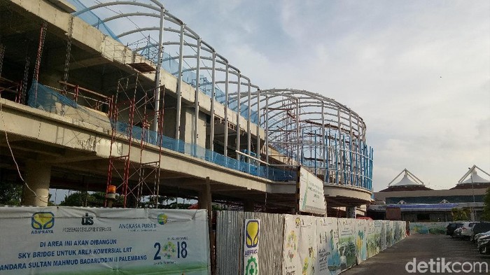 Proyek Skybridge Bandara Palembang Dikebut Ini Progresnya
