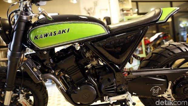 Kawasaki Ninja 250 Urban Tracker