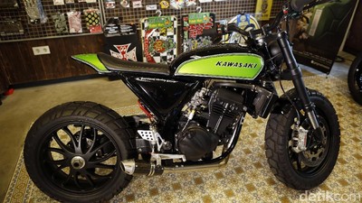 Modif Kawasaki Ninja 250 Ini Keren Habis