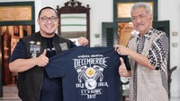 Rombongan Sportster Indonesia riding bersama dari hotel tempat menginap di Hotel Grand Serela menuju jalan Alun Alun Kidul Yogyakarta untuk bersilaturahmi dengan Gusti Bendoro Pangeran Haryo (GBPH) H. Prabukusumo di kediaman beliau selaku Pembina IMI Yogyakarta. Foto: dok. Sportster Indonesia