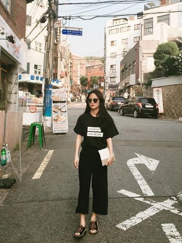 Ini Lee Mina, Pemain Sepak Bola Cantik yang Curi Perhatian Netizen