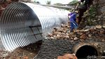 Perbaikan Jembatan Ambles di Citayam Terus Dikebut