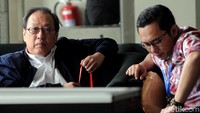 Kabiro Humas KPK Febri Diansyah menyebut Made Oka dipanggil penyidik untuk dimintai keterangan sebagai saksi. Made Oka memang beberapa kali diperiksa KPK berkaitan dengan kasus tersebut. Bahkan dalam surat tuntutan Andi Agustinus alias Andi Narogong, perannya disebut terang benderang sebagai orang dekat Novanto.