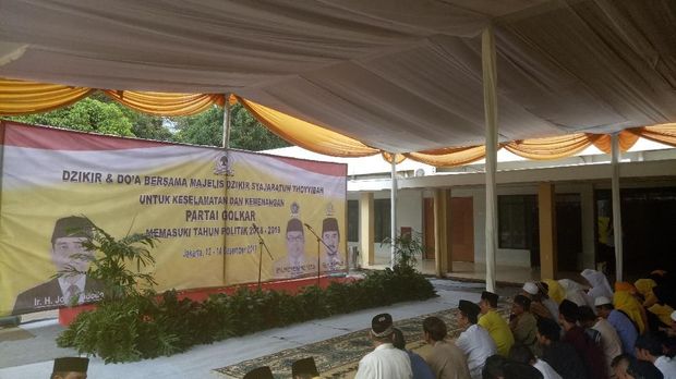 Jelang Munaslub, Kader Golkar se-Indonesia Doa Bersama di DPP