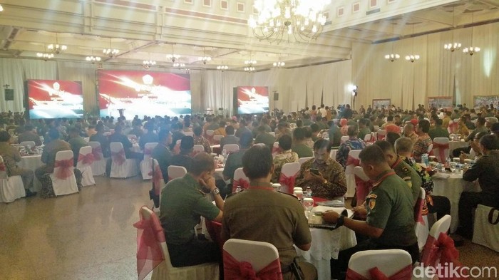 TNI Gelar Rapat soal Bangun Desa, Panglima Hadi Tak Hadir