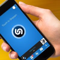 Включи распознаватель телефонов. Топ Шазам. Shazam приложение. Shazam logo. Как работает Шазам.
