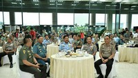 Hadi menyebut pertemuan ini sebagai langkah diplomasi kopi. Mari kita ngopi bareng mau di darat, laut atau udara, kata Marsekal Hadi (Foto: Dok. Puspen TNI)