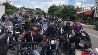 Rombongan memulai perjalanan untuk makan siang di Abhayagiri Restaurant Jogja. Setelah makan siang, rombongan melanjutkan perjalanan menuju Candi Boko. Pemandangan selama perjalanan memanjakan mata seluruh peserta touring. Foto: dok. Sportster Indonesia