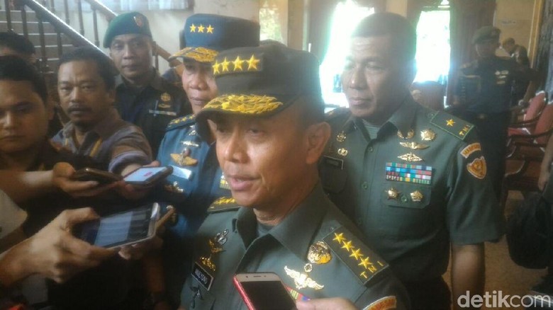 Bangun Jamban hingga Irigasi, KSAD Sebut TNI Bangun Desa Memuaskan Bangun Jamban hingga Irigasi, KSAD Sebut TNI Bangun Desa Memuaskan