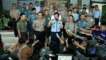 Potret Akrabnya Panglima-Kapolri: Ngopi Bareng dan Pelukan Erat