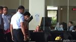 Ekspresi Setya Novanto Saat Diperiksa KPK Sehari Sebelum Disidang