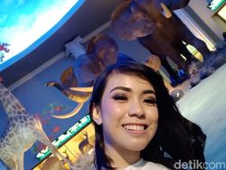 Kumpulan Selfie Cantik dengan Kamera AI
