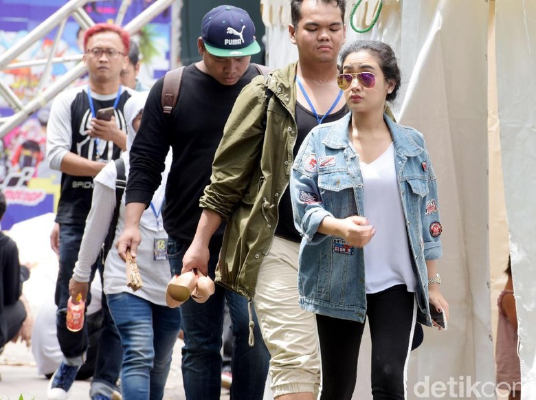 Pernah Diserang Fans Fanatik Ayu Ting Ting, Cita Citata: Ayunya Sih Santai Pernah Diserang Fans Fanatik Ayu Ting Ting, Cita Citata: Ayunya Sih Santai