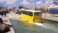 Produsen kendaraan ini membekali bus dengan mesin bertenaga 250 hp hingga 300 hp. Semua mesin telah disesuaikan dengan standar EURO 5. Istimewa/jalopnik.com