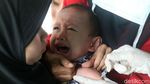 Begini Ekspresi Anak-anak saat Vaksin Difteri