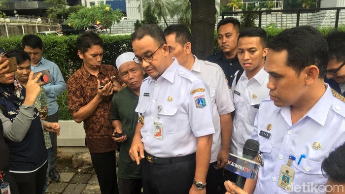 Anies Sebut Ada 7 Saluran Air di Rasuna Said yang Bikin Banjir