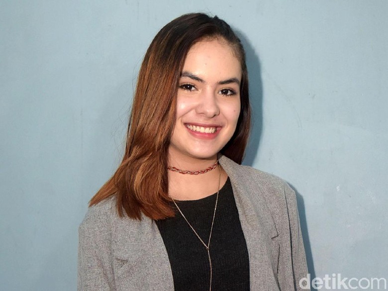 Ulang Tahun ke-15, Stefhanie Zamora Sudah Putus dari Devano Ulang Tahun ke-15, Stefhanie Zamora Sudah Putus dari Devano