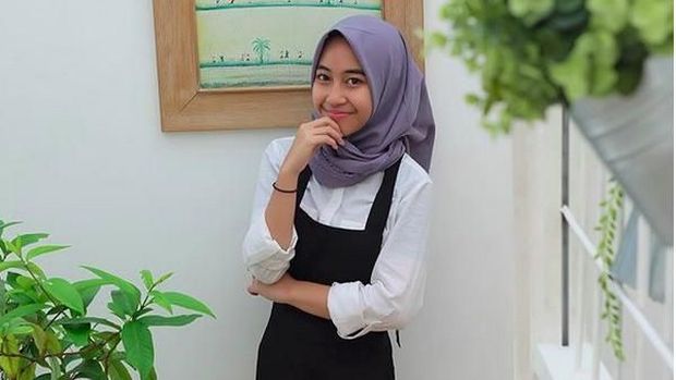 Putri Pipik Jalan Bareng Egy Maulana Vikri, Ariel Tatum Merokok Lagi