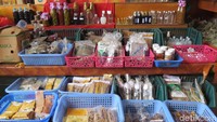 Foto: Sementara untuk rempah-rempah juga ada kunyit, pala, ketumbar. Rempah yang dijual tidak jauh beda dengan di Indonesia (Fitraya/detikTravel)