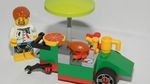 Wah, Miniatur Gerai Makanan Ini Ternyata Terbuat dari Lego!