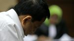 Tingkah Novanto di Sidang Sebelum Vonis: Tidur hingga Menangis