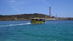 Bus Atau Perahu? Ini Transportasi Amphibi