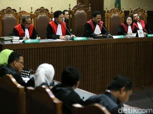 Novanto Gunakan Tangan Made Oka Samarkan Penerimaan Duit e-KTP