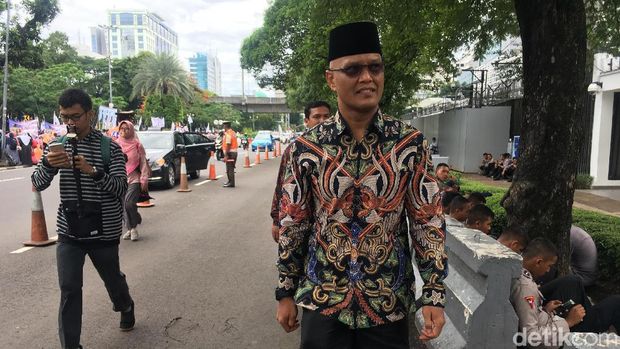 Politikus PKS Sukamta tiba di Kedubes AS.
