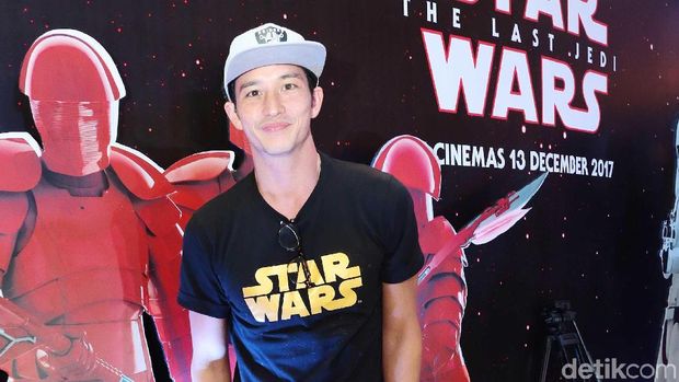 Asmara dan Pria yang Pernah Lengket dengan Raline Shah