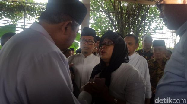 SBY melayat ke rumah duka AM Fatwa