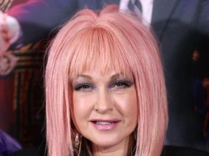 Tips Merawat Rambut Setelah Diwarnai untuk Cegah Kerusakan Tips Merawat Rambut Setelah Diwarnai untuk Cegah Kerusakan