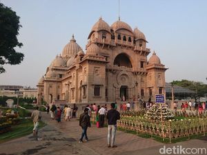 Kolkata Hari Kedua, Merasakan Keberagaman Agama