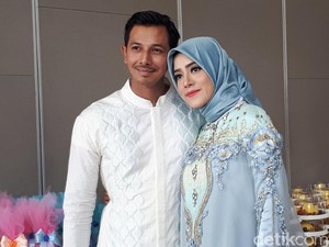 Gelar 4 Bulanan, Fairuz A Rafiq dan Sonny Berdoa Dapatkan Anak Perempuan