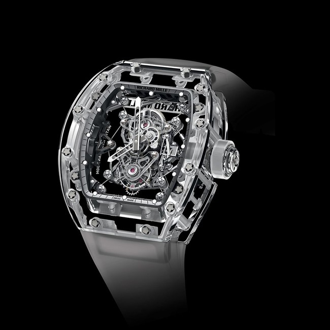 Richard Mille RM 56-01: US$ 1.85 Juta atau Rp 25 Miliar. Seluruh permukaan jam tangan ini terbuat dari kristal safir, maka tak heran harganya bisa mencapai Rp 25 miliar. Walau banyak pula yang mengatakan tampilan kristal safir ini mirip plastik dan tak terlihat mewah, namun justru ini yang membuat jam tangan sangat eksklusif. Foto: Dok. Richard Mille