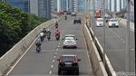 Foto: Lagi, Pemotor Bermental Baja Nekat Terobos JLNT Kasablanka
