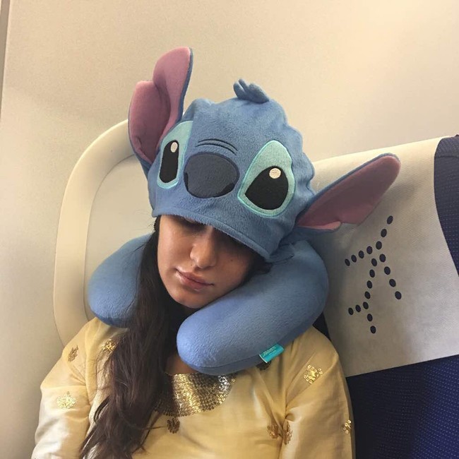 Saat tidur dan tampil tanpa makeup, Katrina juga masih terlihat cantik dan memesona. Foto: Instagram