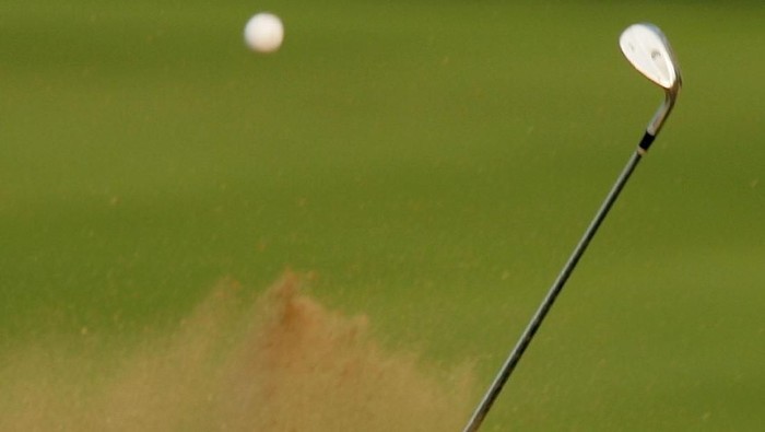 CARMEL, IN - SEPTEMBER 10:  Rosie Jones of the USA plays a bunker shot on the 15th hole during the Saturday afternoon four-ball matches at the Solheim Cup at Crooked Stick Golf Club on September 10, 2005 in Carmel, Indiana.  (Photo by Scott Halleran/Getty Images)