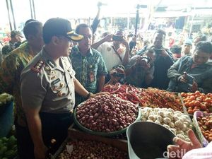 Polisi di Banyuwangi Antisipasi Harga Sembako Naik Saat Tahun Baru