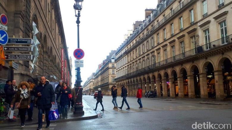 Sudut-sudut Kota Paris yang artistik (Afif Farhan/detikTravel) Sudut-sudut Kota Paris yang artistik (Afif Farhan/detikTravel)