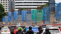 Koridor LRT Cawang-Dukuh Atas sendiri merupakan bagian dari pekerjaan tahap pertama proyek LRT Jakarta Bogor Depok Bekasi (Jabodebek).