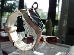 Garmin Vivoactive 3, Bisa untuk Yoga Sampai Triatlon