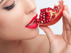 Agar Kulit Tak Cepat Keriput, Rutinlah Konsumsi 5 Buah Kaya Nutrisi Ini